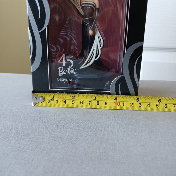 2004 Hallmark Keepsake Ornament Barbie 45th Anniversary +light display stand NIB - Picture 10 of 10